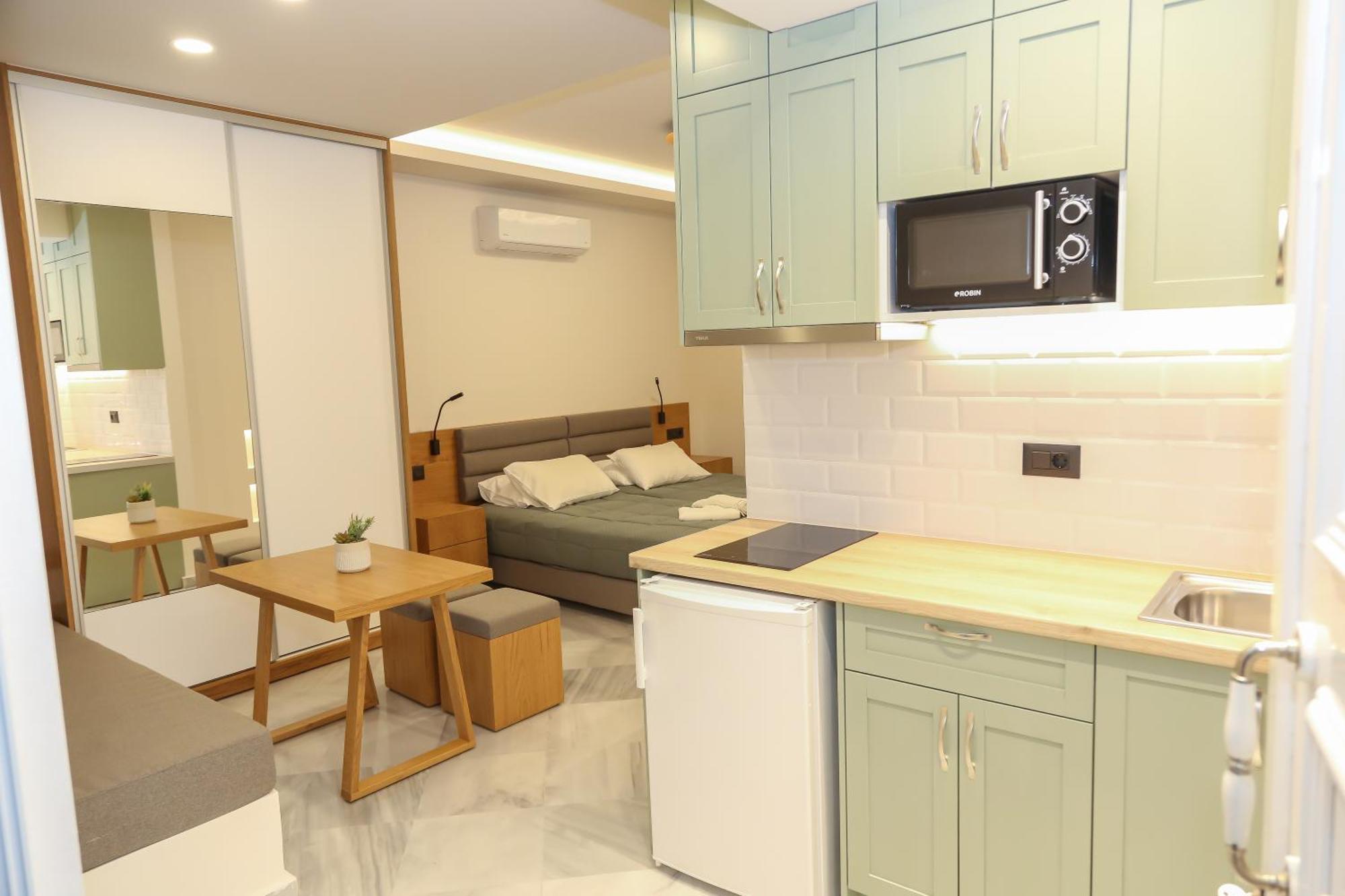 Heaven Apartments Agia Marina Exterior foto